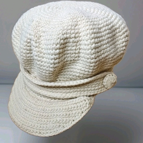 VTG Gap Lambs Wool Knit Crochet Hat Cadet Cap Cream Beaded Pearl Flower Brooch main image 10